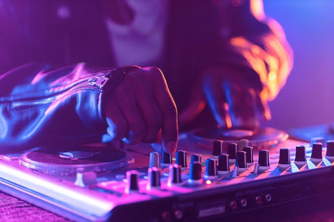 Servicio de DJ